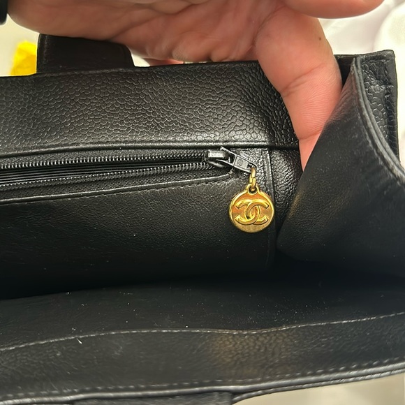 Authentic CHANEL CC JUMBO XL LOGO CAVIAR SHOPPER TOTE BAG + Chanel Zip Wallet - Picture 14 of 16